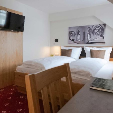 Klostergasthof Heidenheim - Hotel Garni Bagian luar foto