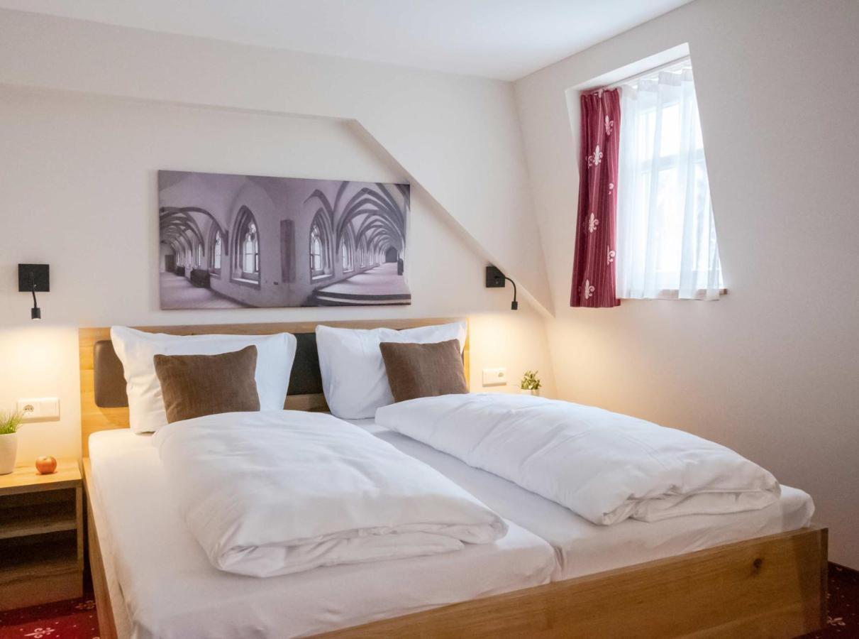 Klostergasthof Heidenheim - Hotel Garni Bagian luar foto